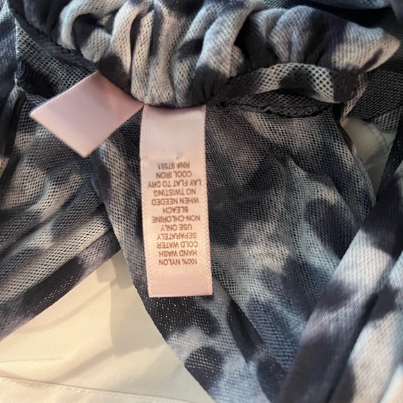 Sweet Pea Black and White Leopard Print Halter Top - Picture 4 of 5